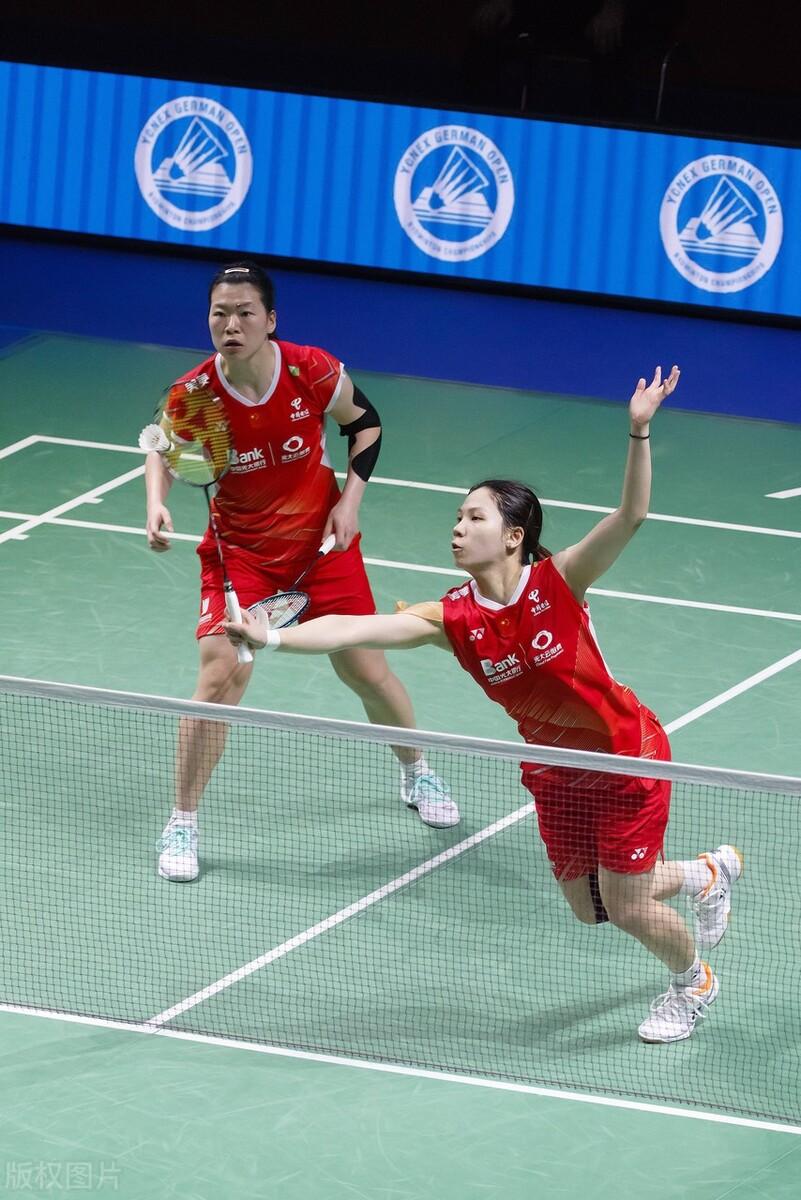 中国羽毛球女双选手_羽毛球手女双选中国选手是谁_羽毛球中国女子选手